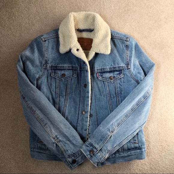 Levi’s Original Sherpa Trucker Jacket - Picture 2 of 5